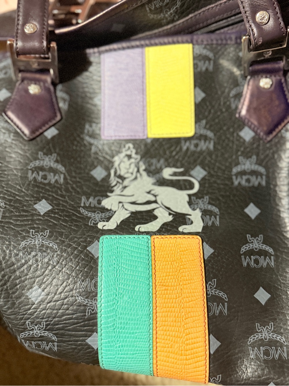 MCM Multicolor Princess Lion Tote - Picture 9 of 9